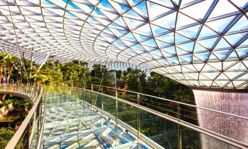 iconic-jewel-changi-airport-singapore